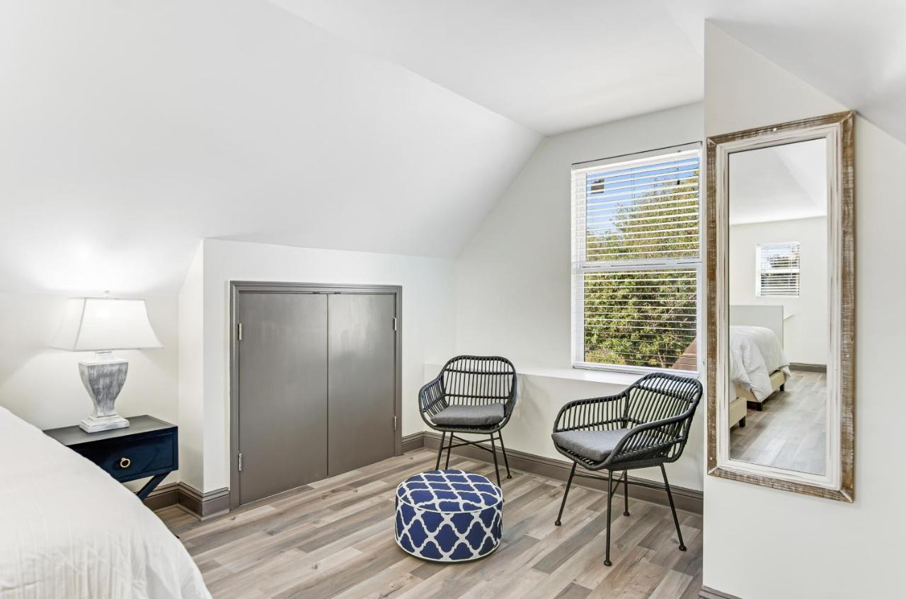 Cozy Charmer In Town Savannah Bagian luar foto