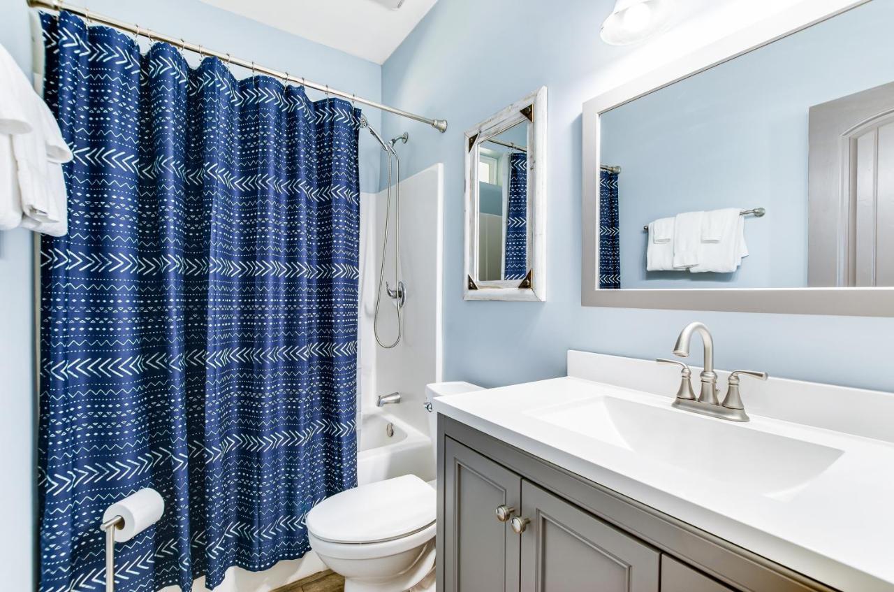 Cozy Charmer In Town Savannah Bagian luar foto